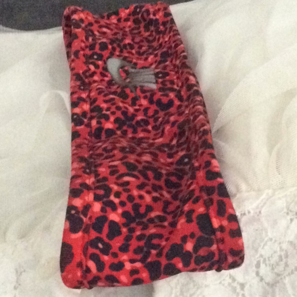 Pink and black running barn